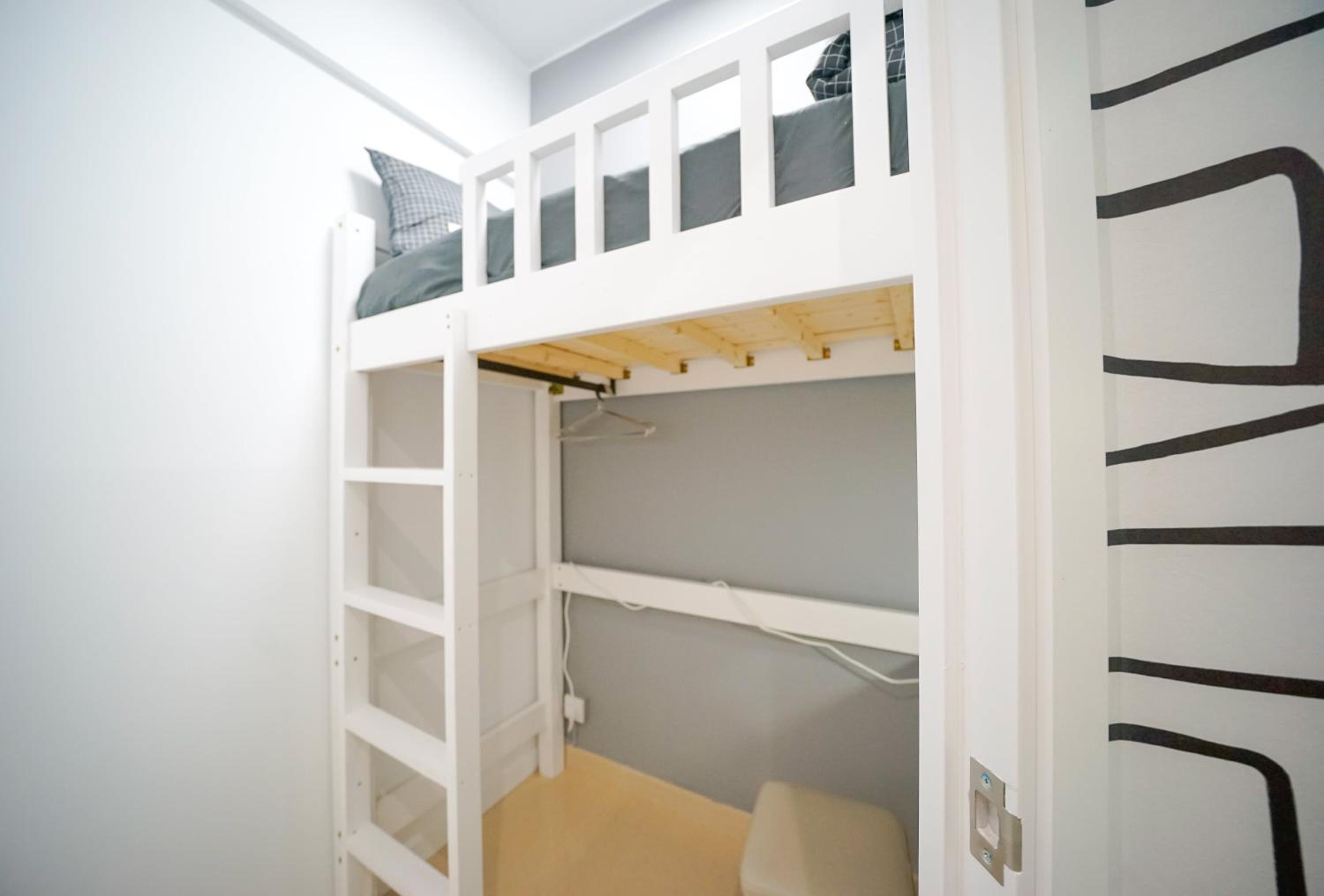 Student Accommodation - 292 Hennessy Road