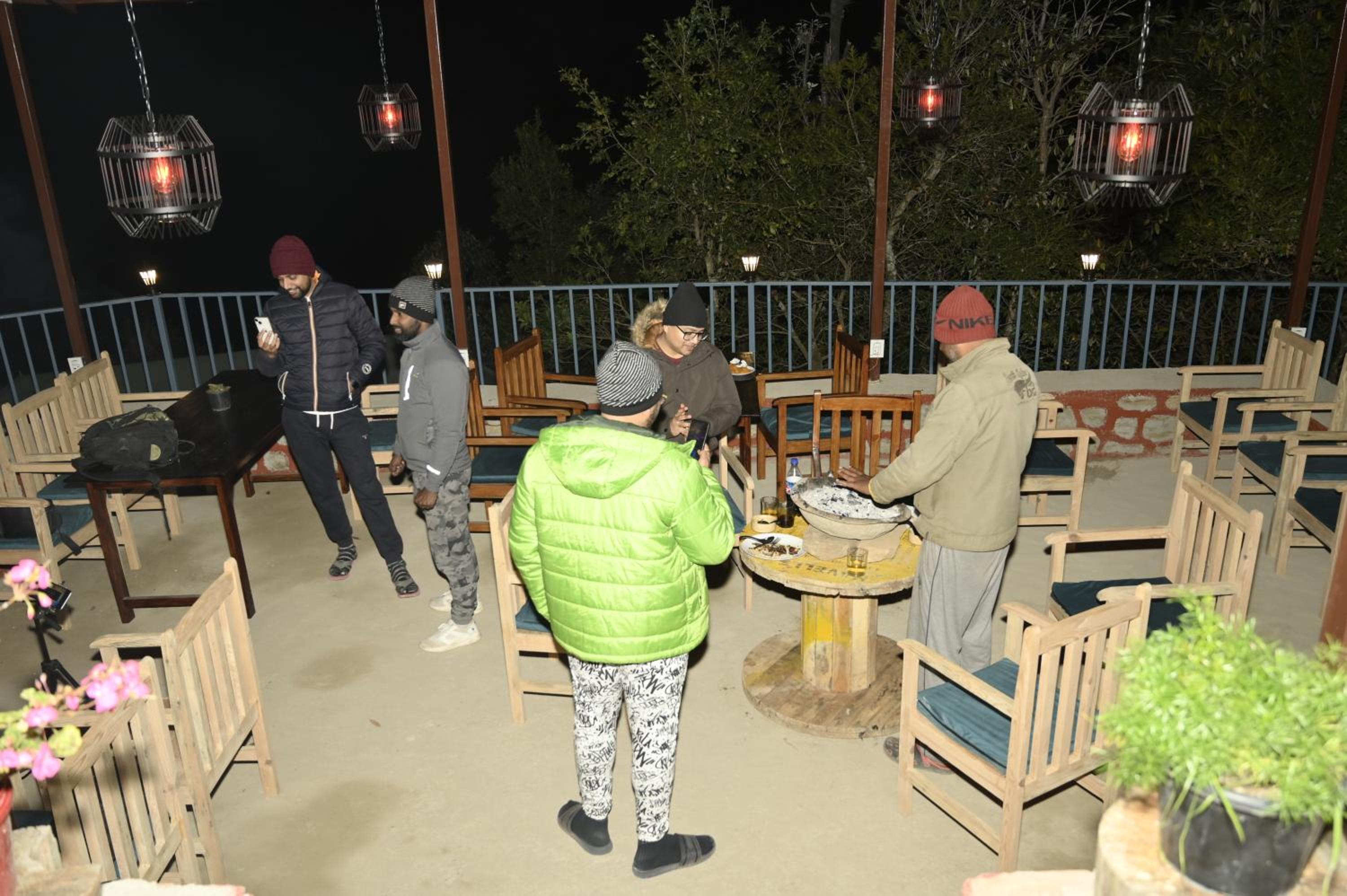 Saanidhya Mountain Camps - Himalayan Trails with Star Gazing and Bird Watching in Mukhteshwar