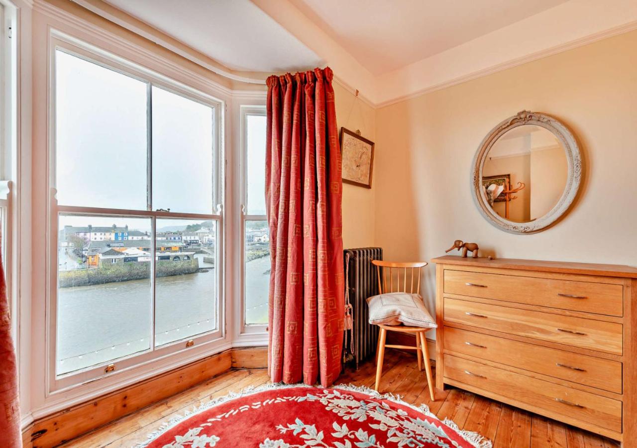 3 Bed in Aberaeron oc-b27954