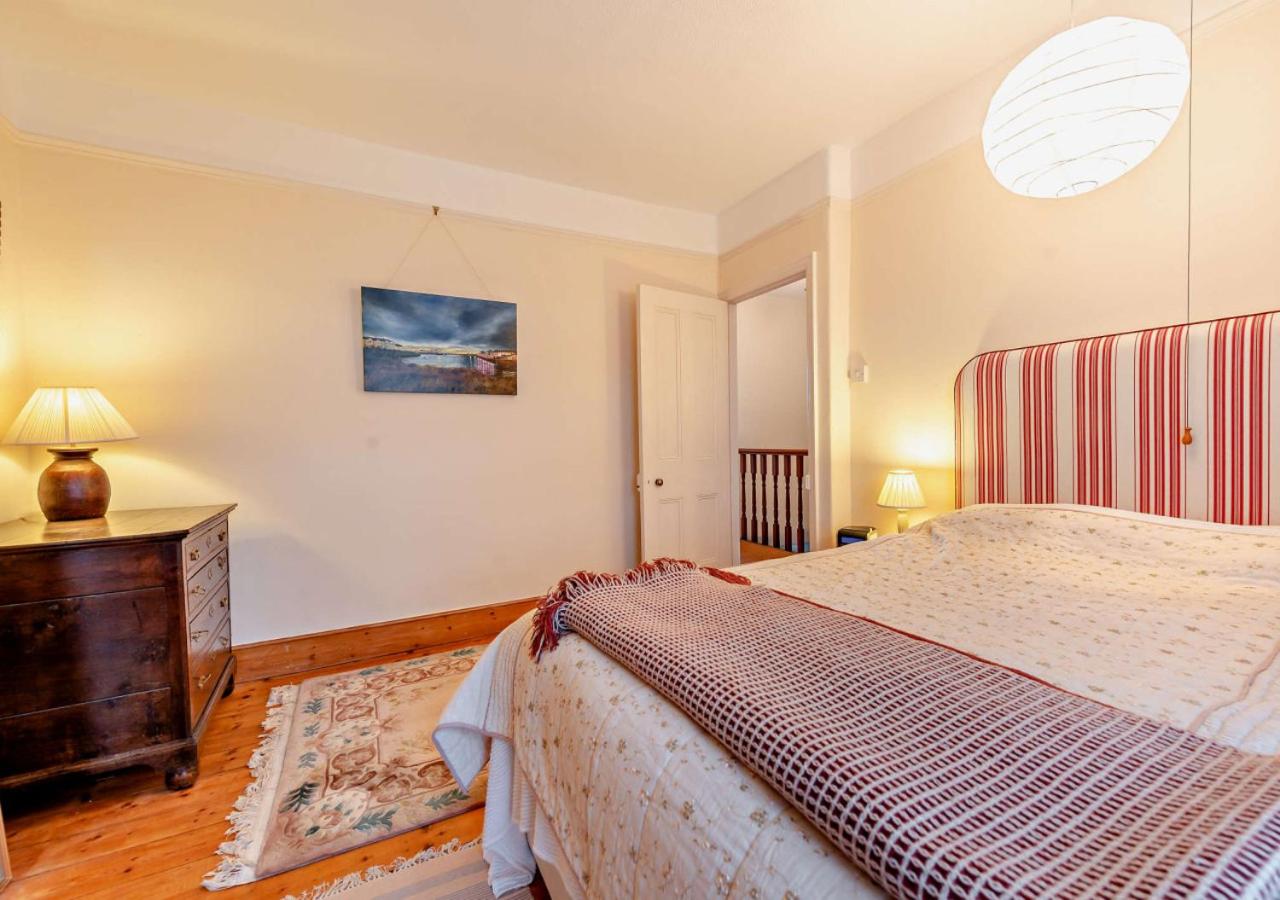 3 Bed in Aberaeron oc-b27954