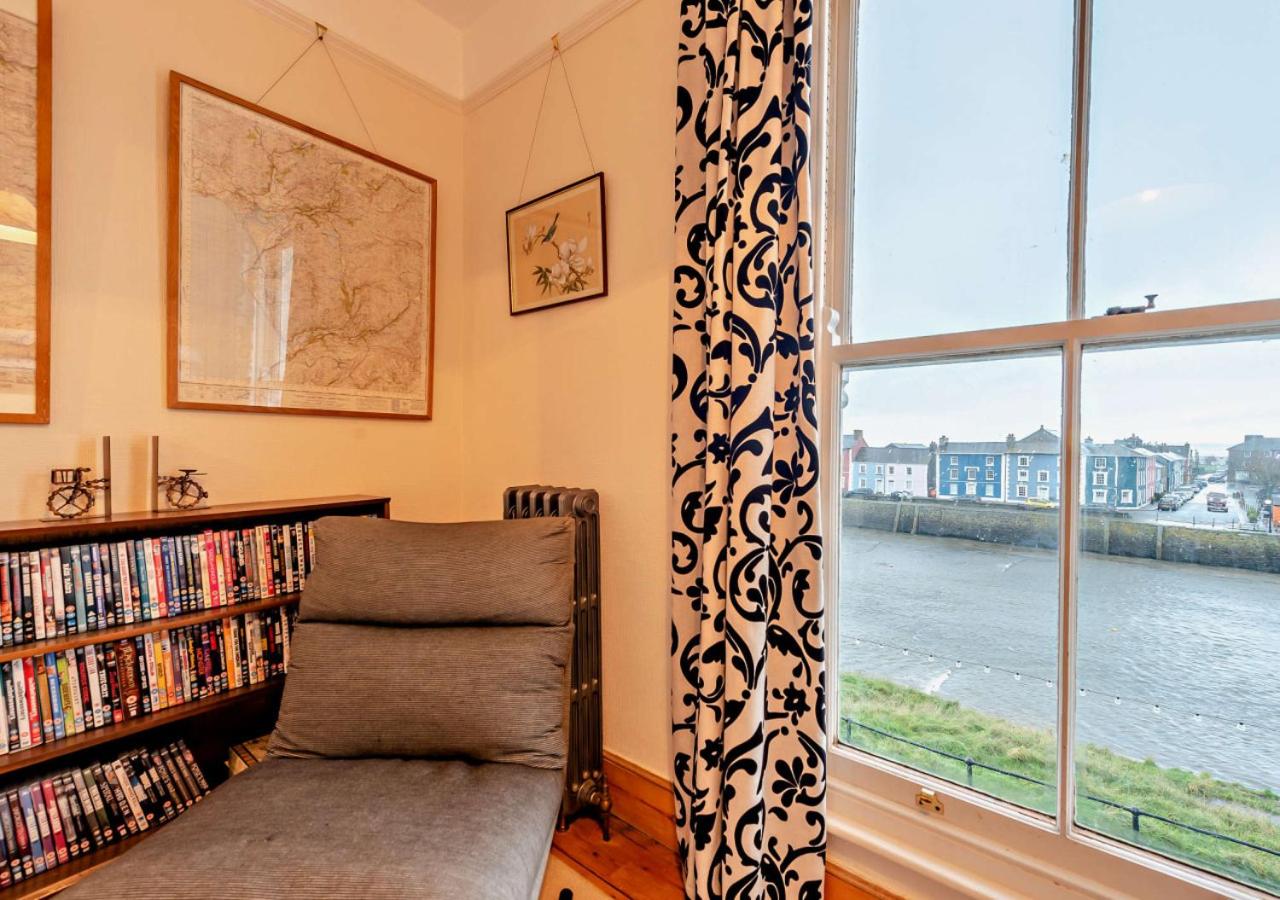 3 Bed in Aberaeron oc-b27954