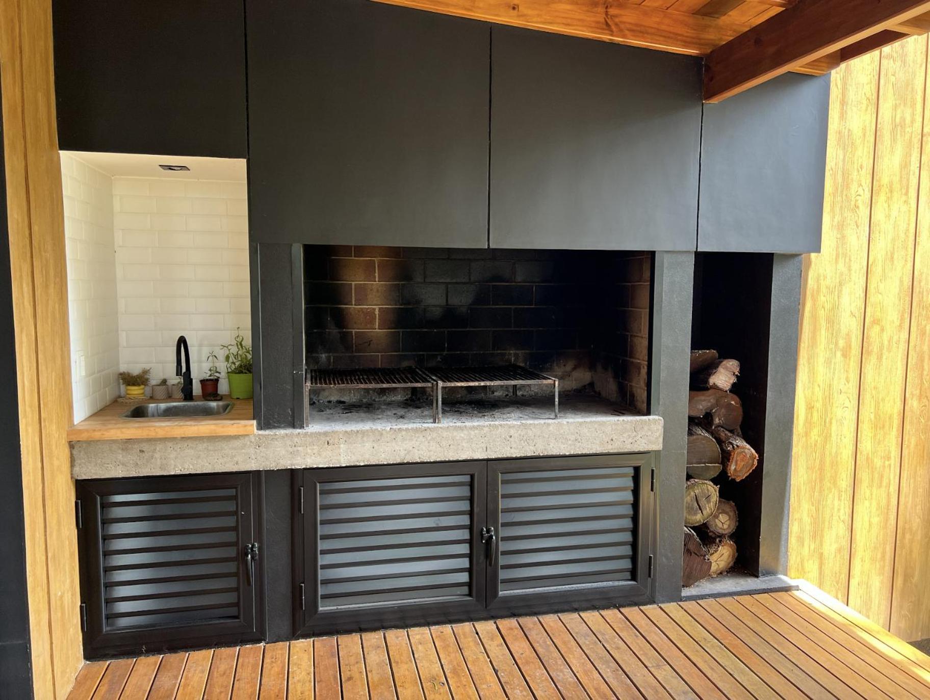 Casa Pancha - Casa En Barrio Privado San Benito, Chapadmalal Para 4 PAX - Hola Sur