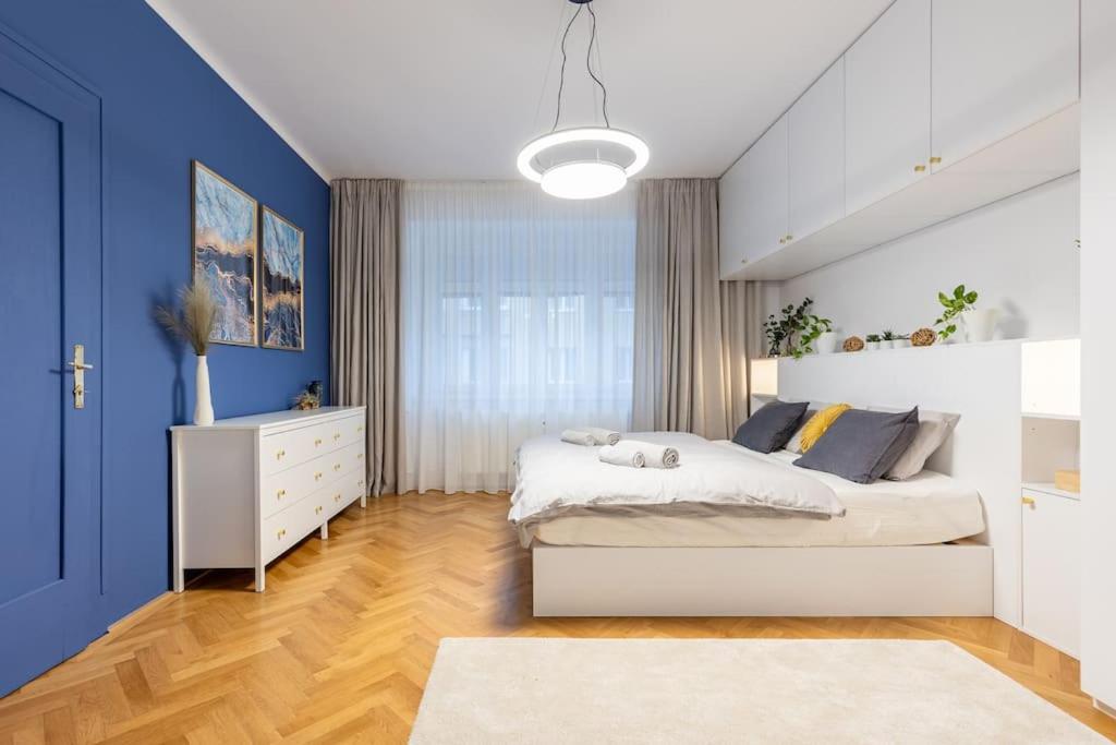 Luxury Apartment on Wilsonova, close to City Center