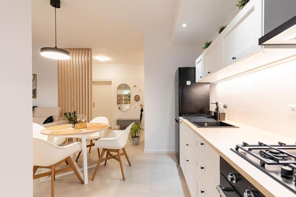 Luxury Apartment on Wilsonova, close to City Center
