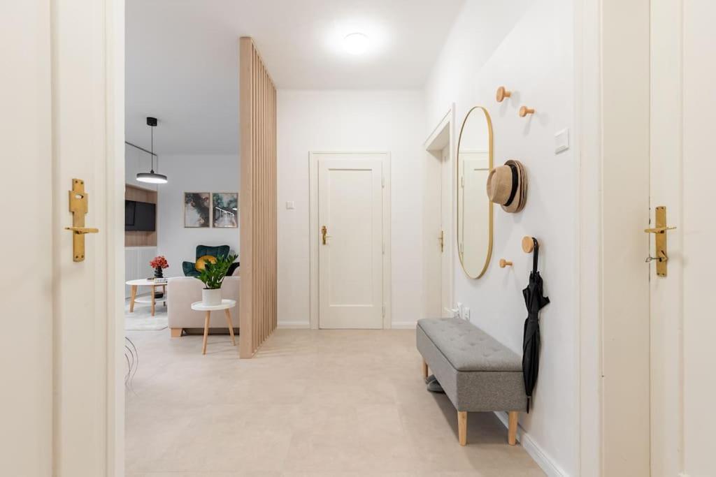 Luxury Apartment on Wilsonova, close to City Center