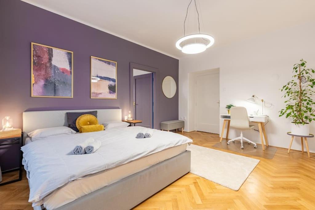 Luxury Apartment on Wilsonova, close to City Center
