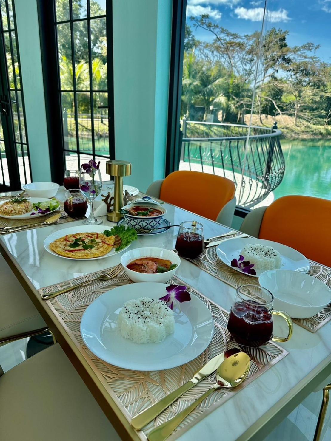 The Kiri Villas Resort