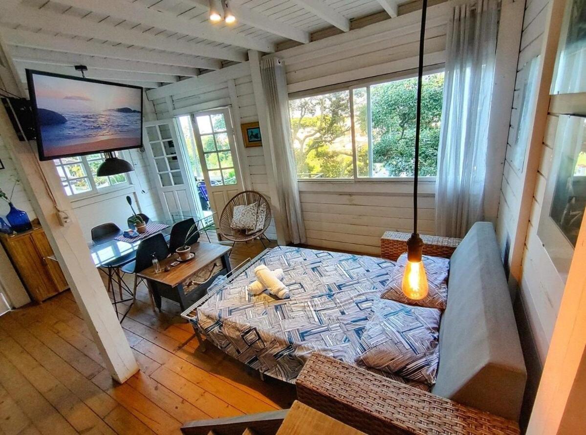 Cabana com vista mar, nascer do sol e lua cheia