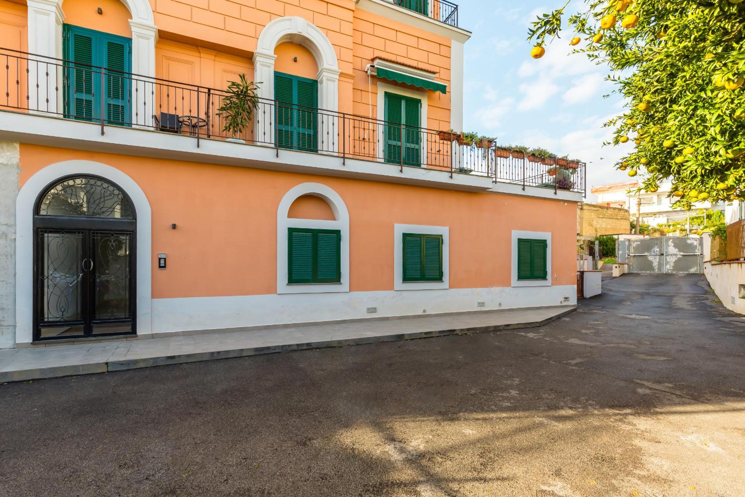 Nisida View Apartment by Wonderful Italy view 5