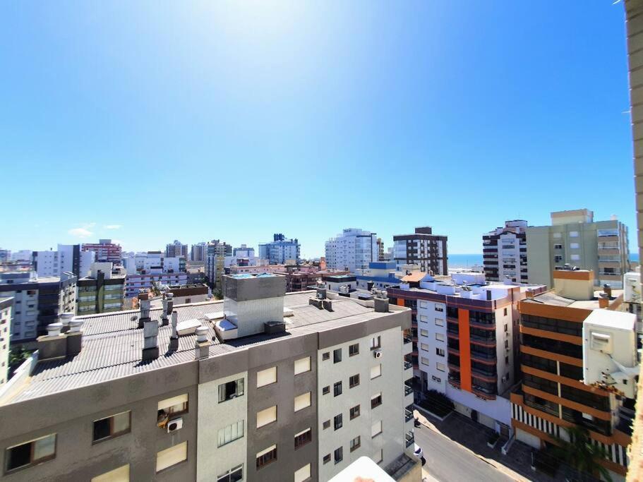 Belo apartamento com vista mar.