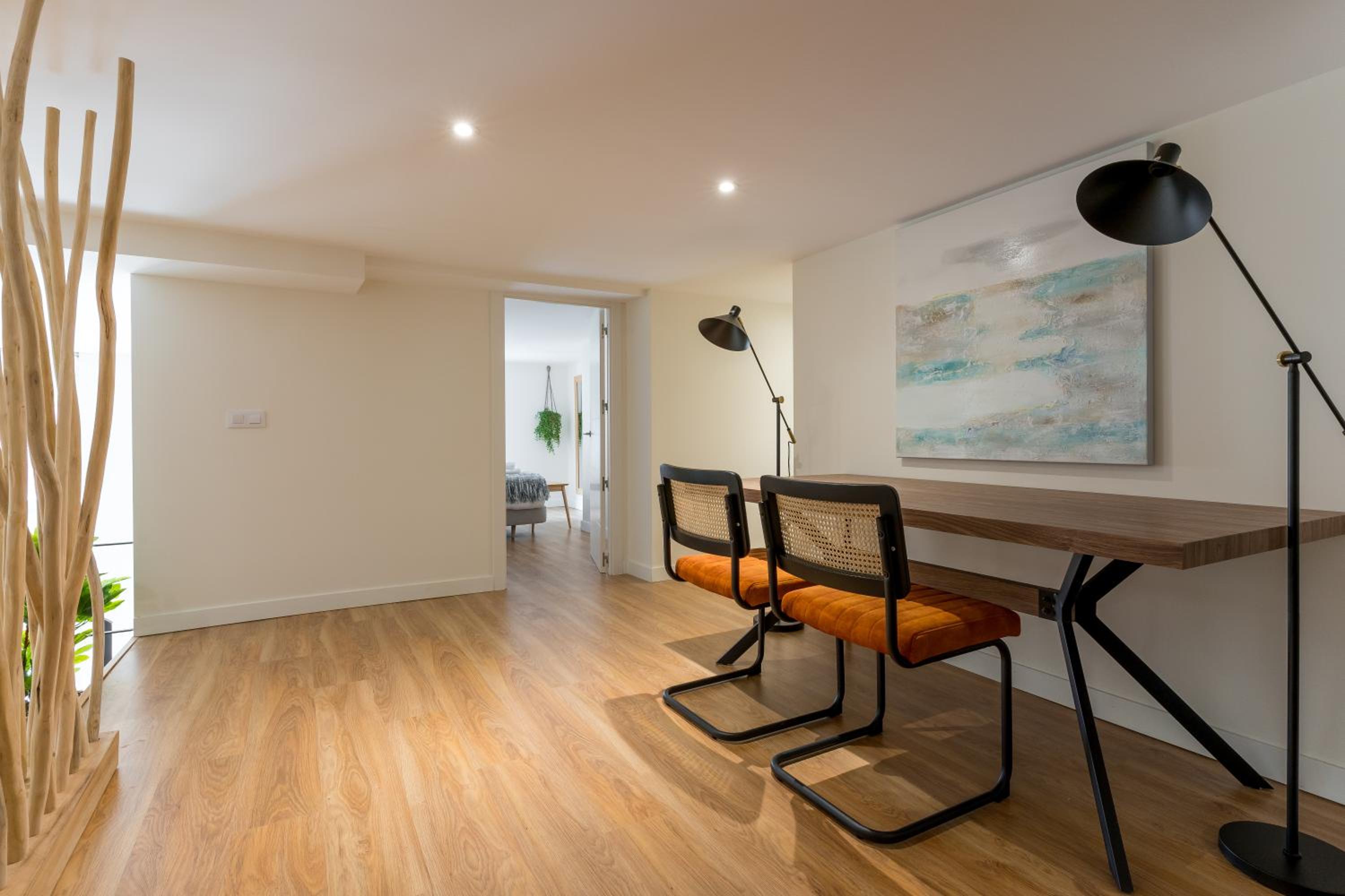 Modern and wide- 3Bd 25 Bth- Plaza Castilla photo 2