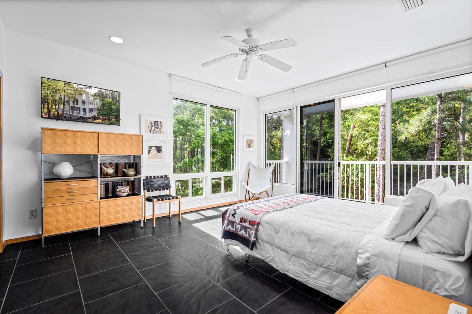 055 Bough House