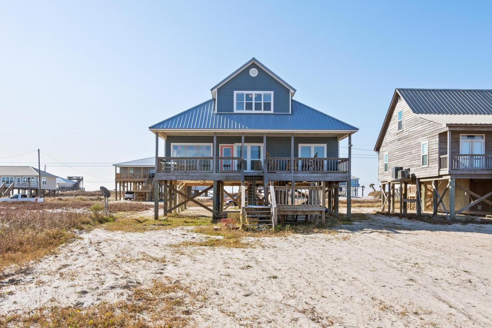 005 Bayside Oasis