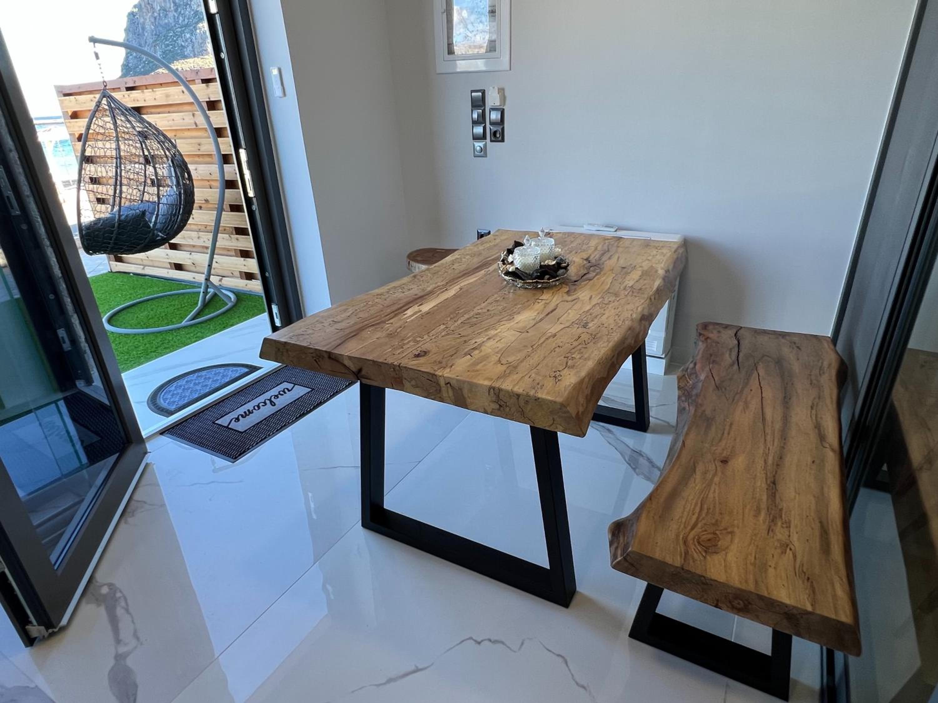 Seafront Luxury Suite with Jacuzzi & Sauna view 3