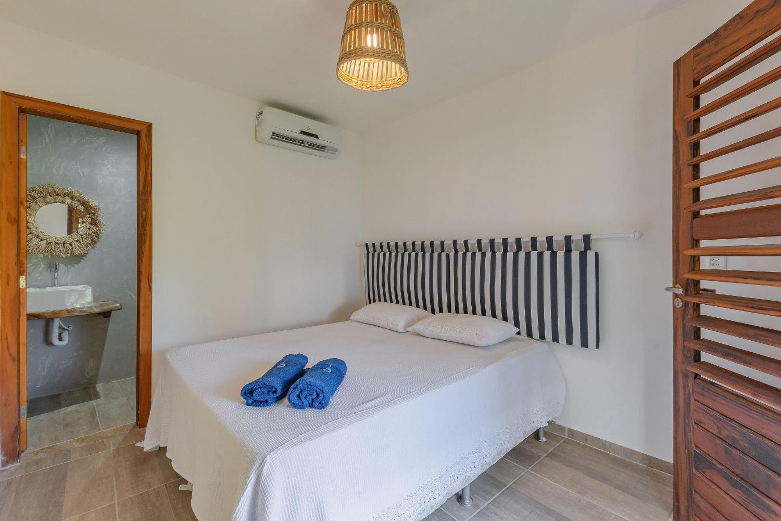 Casa Salt Bangalô em Porto das Dunas por Carpediem