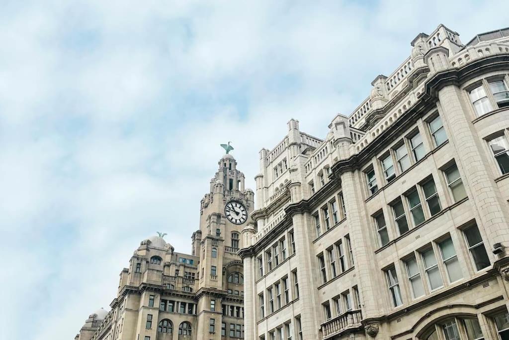 Penthouse - Liverpool City Centre - NHS STAYS - Liverpool Royal Hospital