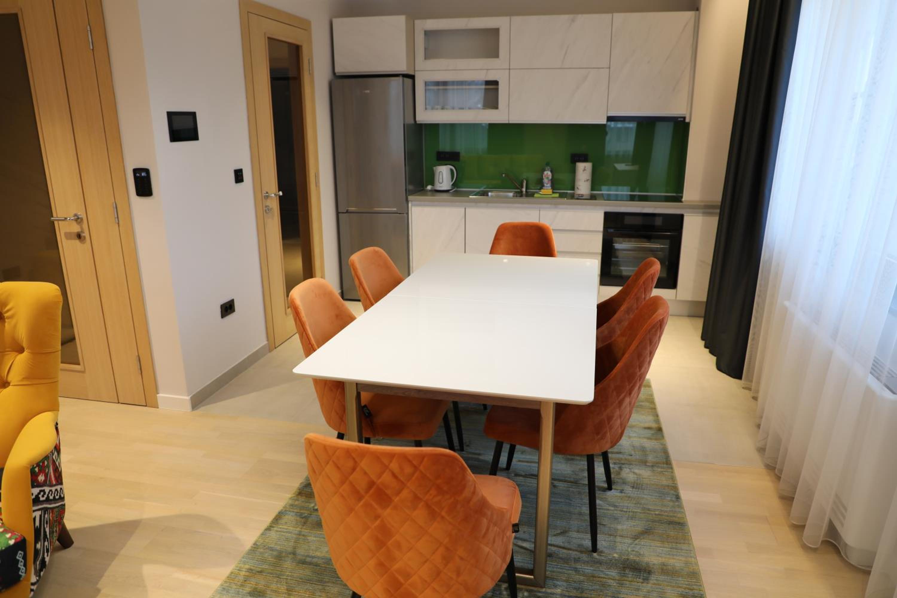 Moaline Apartments, free parking