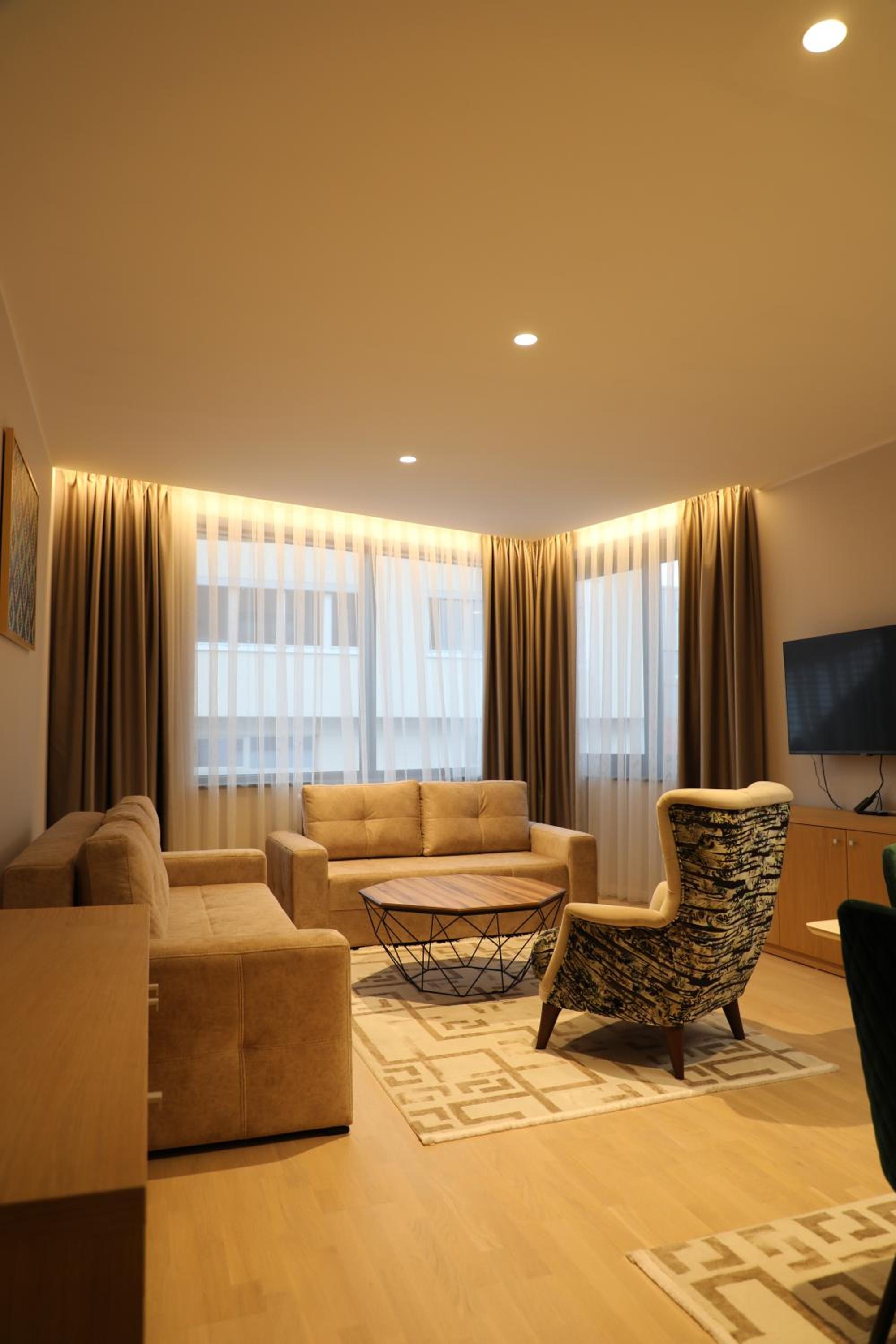 Moaline Apartments, free parking
