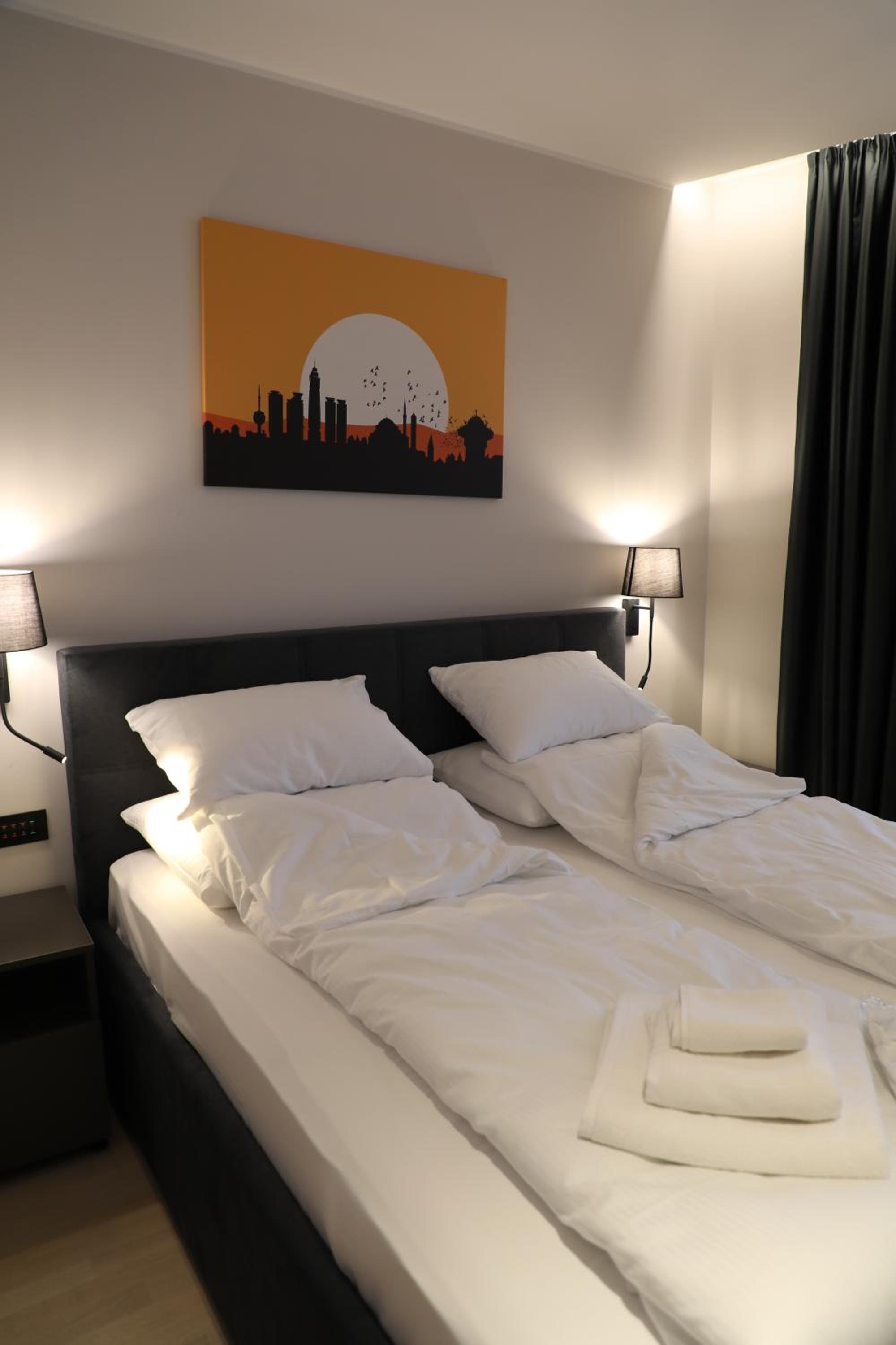 Moaline Apartments, free parking