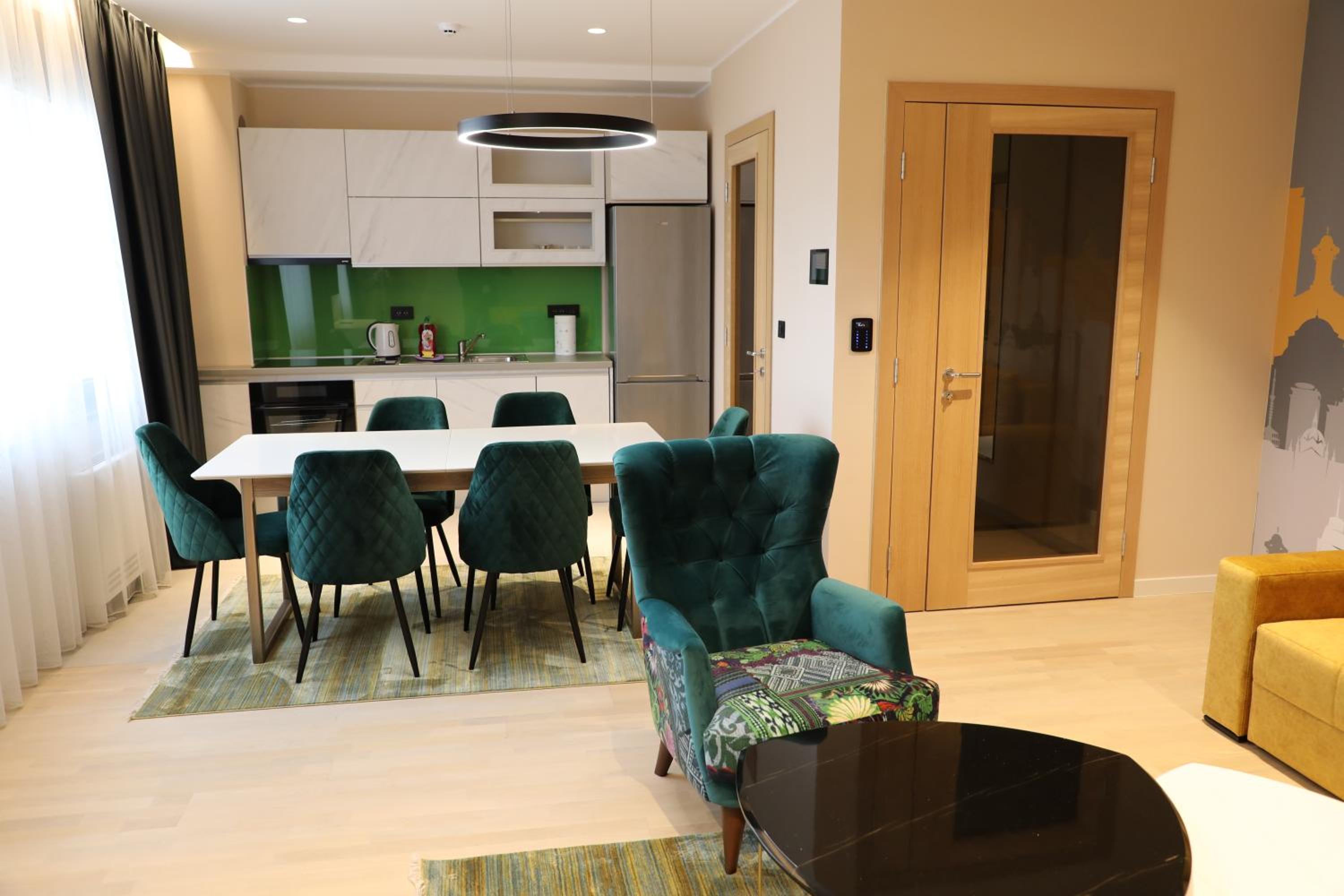 Moaline Apartments, free parking