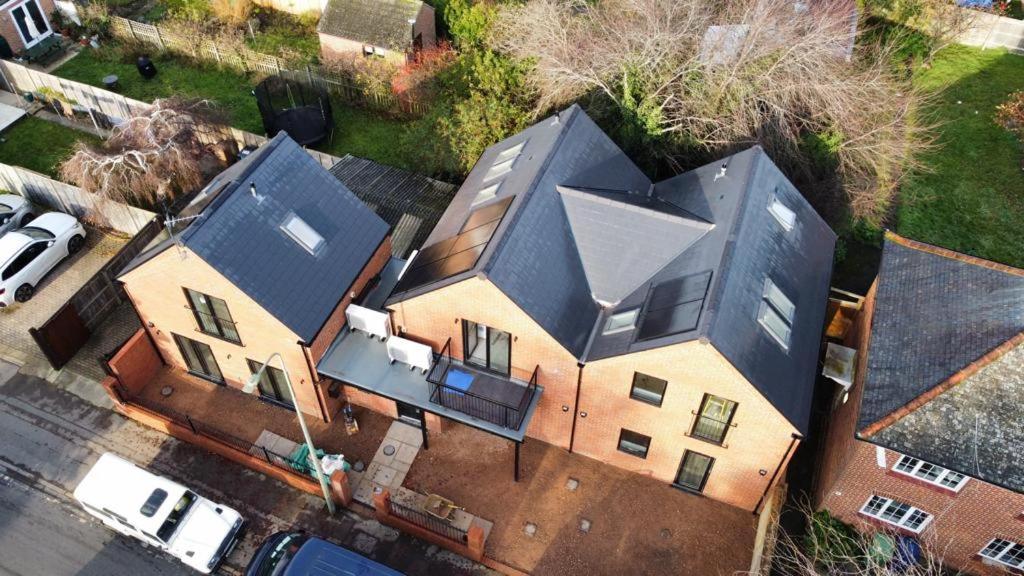 **1 Ashbrook Margaret - luxury one bedroom** view 2