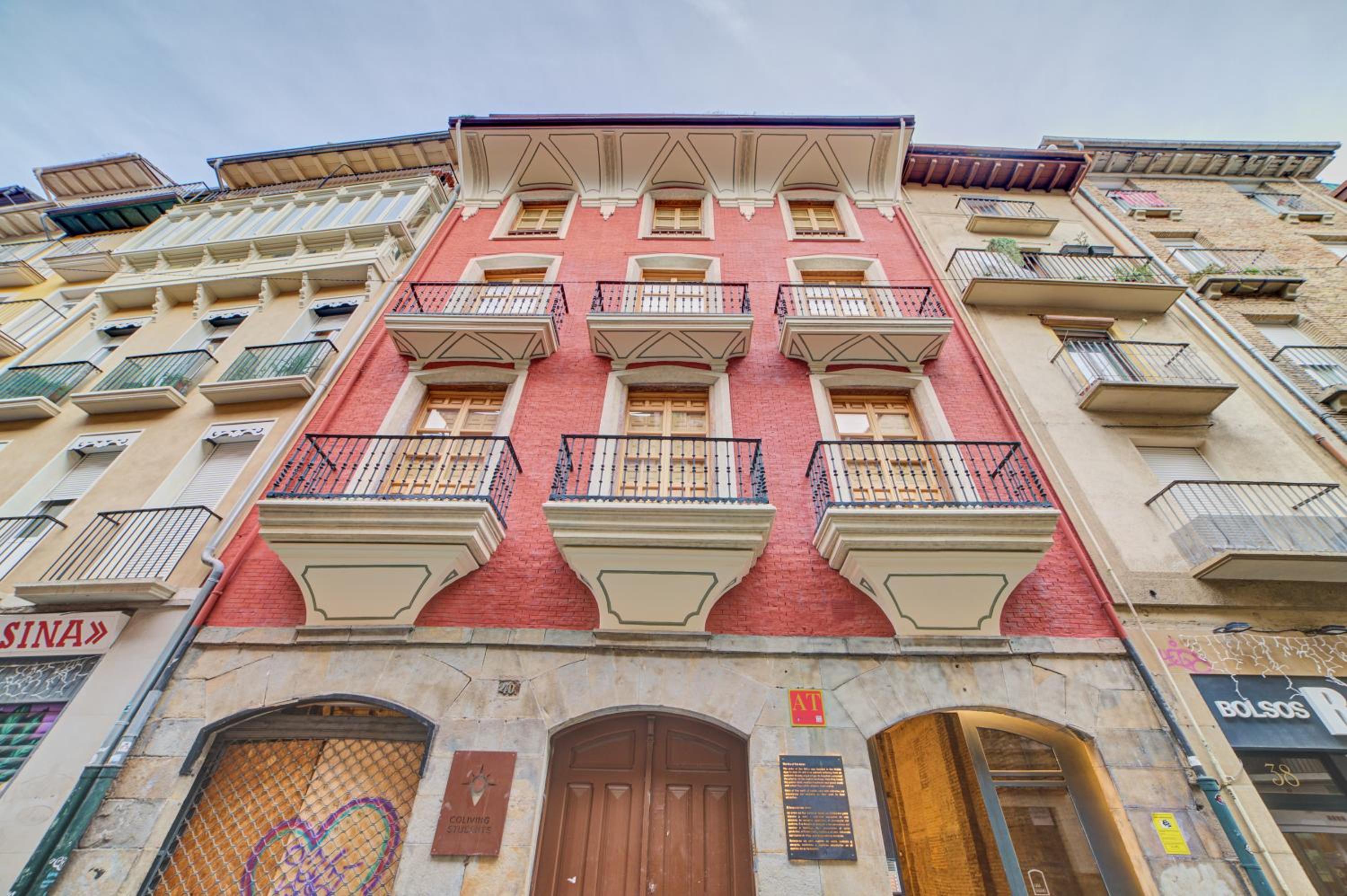Casa Bidaiari by Clabao