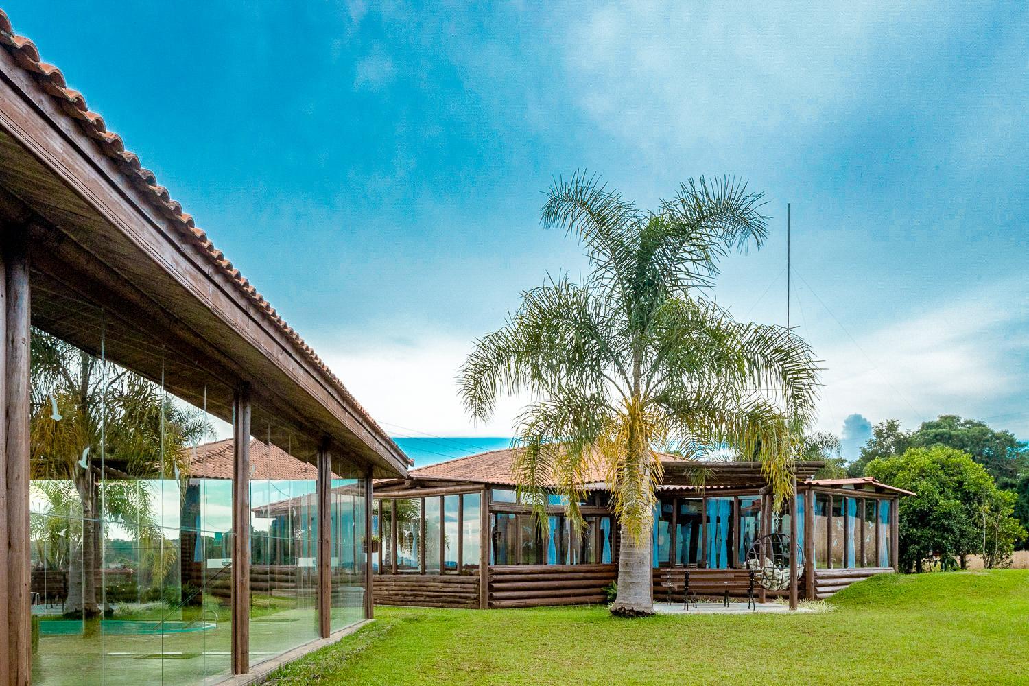 Fazenda com Piscina Termica
