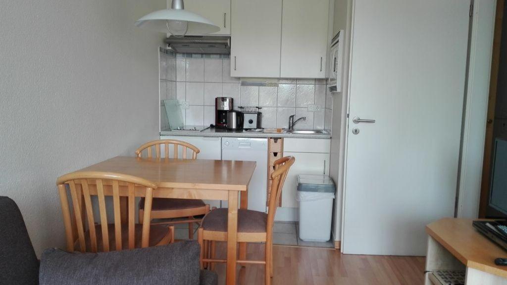 2-Zimmer-Ferienwohnung-in-Sellin-auf-Ruegen-direkt-an-der-Seeparkpromenade