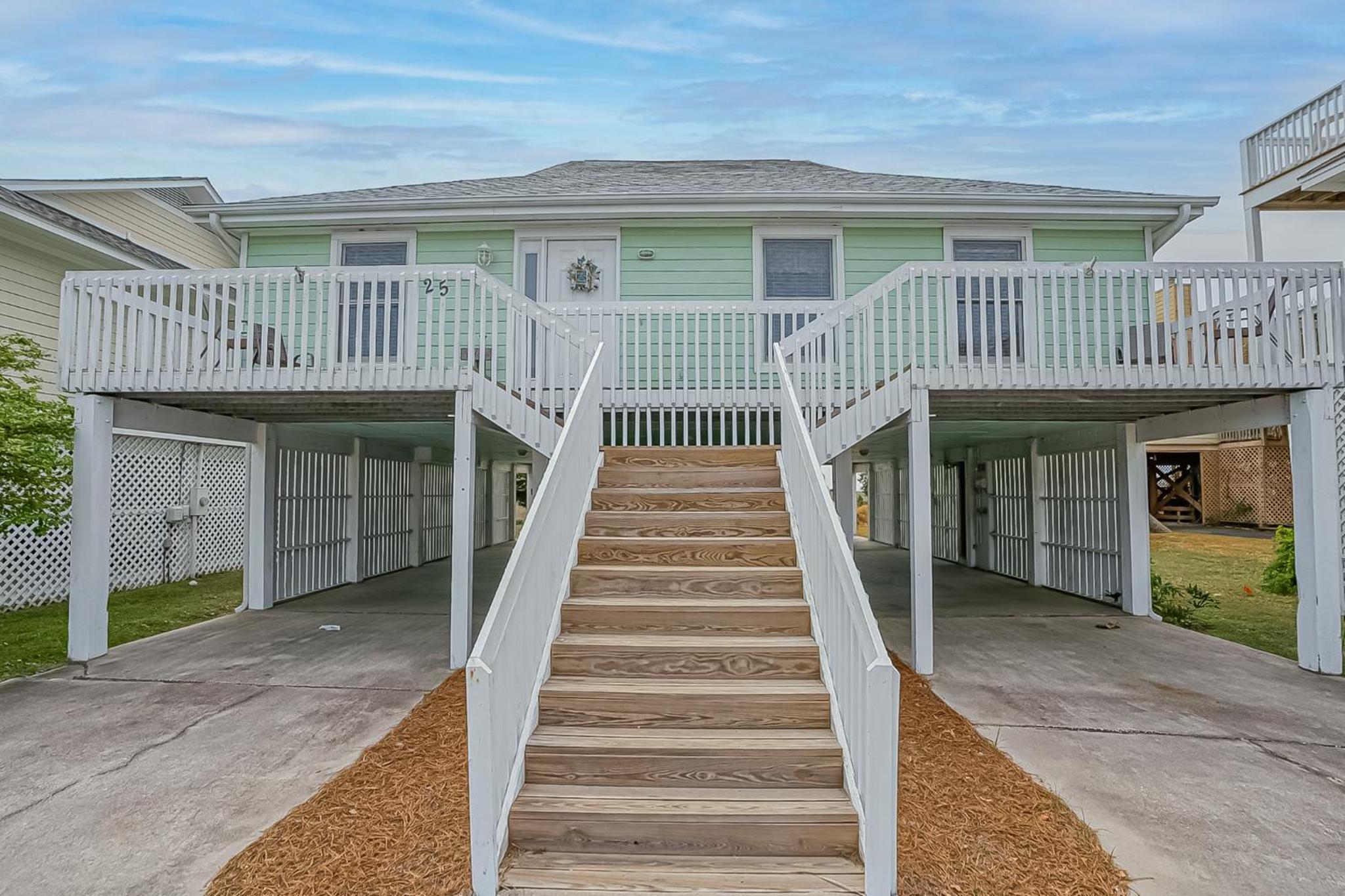 Four-Bedroom House with Great View! Pool Across the Street! Hunting Island Pass! view 4