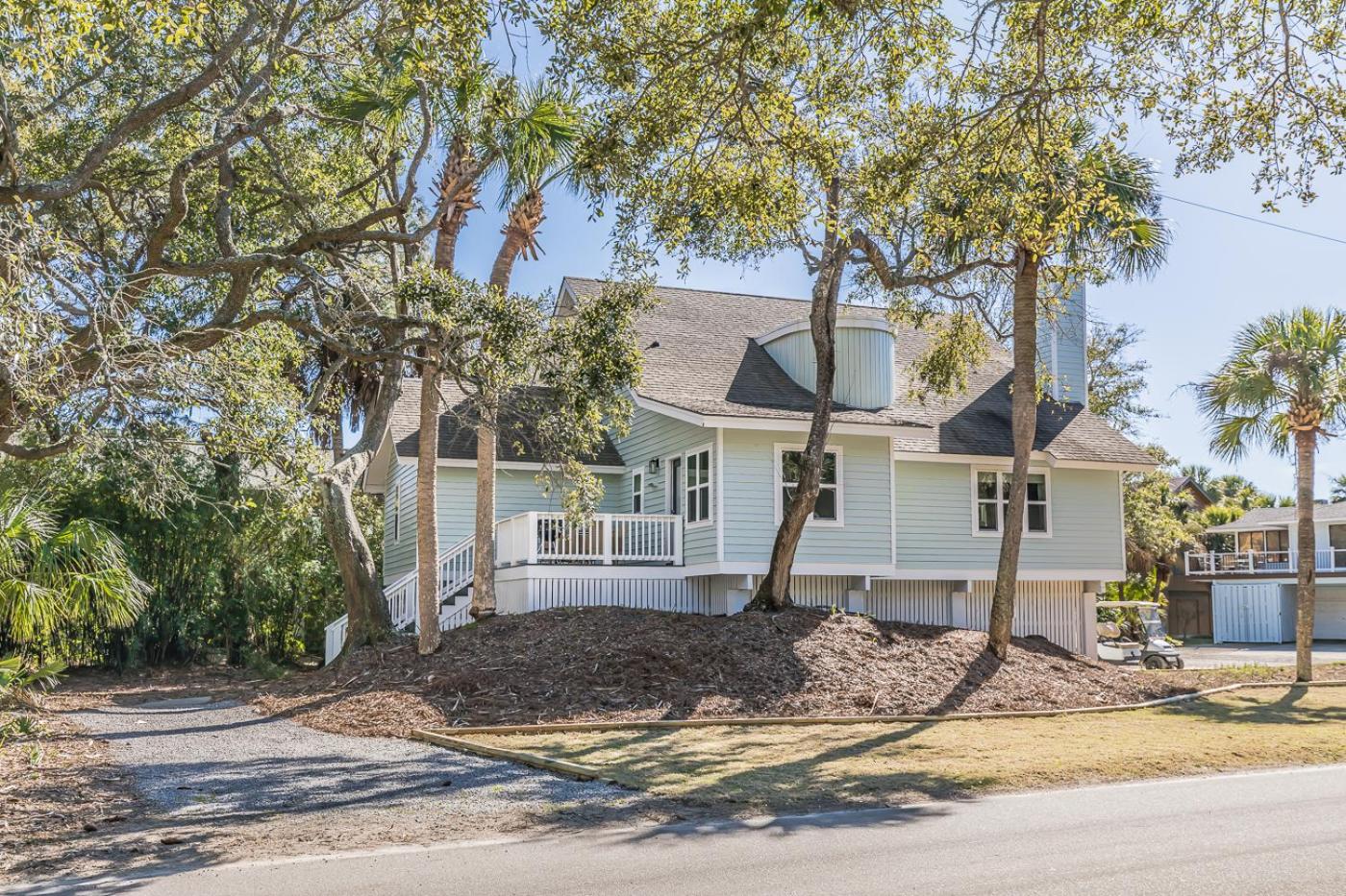 NEWLY Renovated Short Walk to Beach and Beach Club - Sleeps 12 view 5