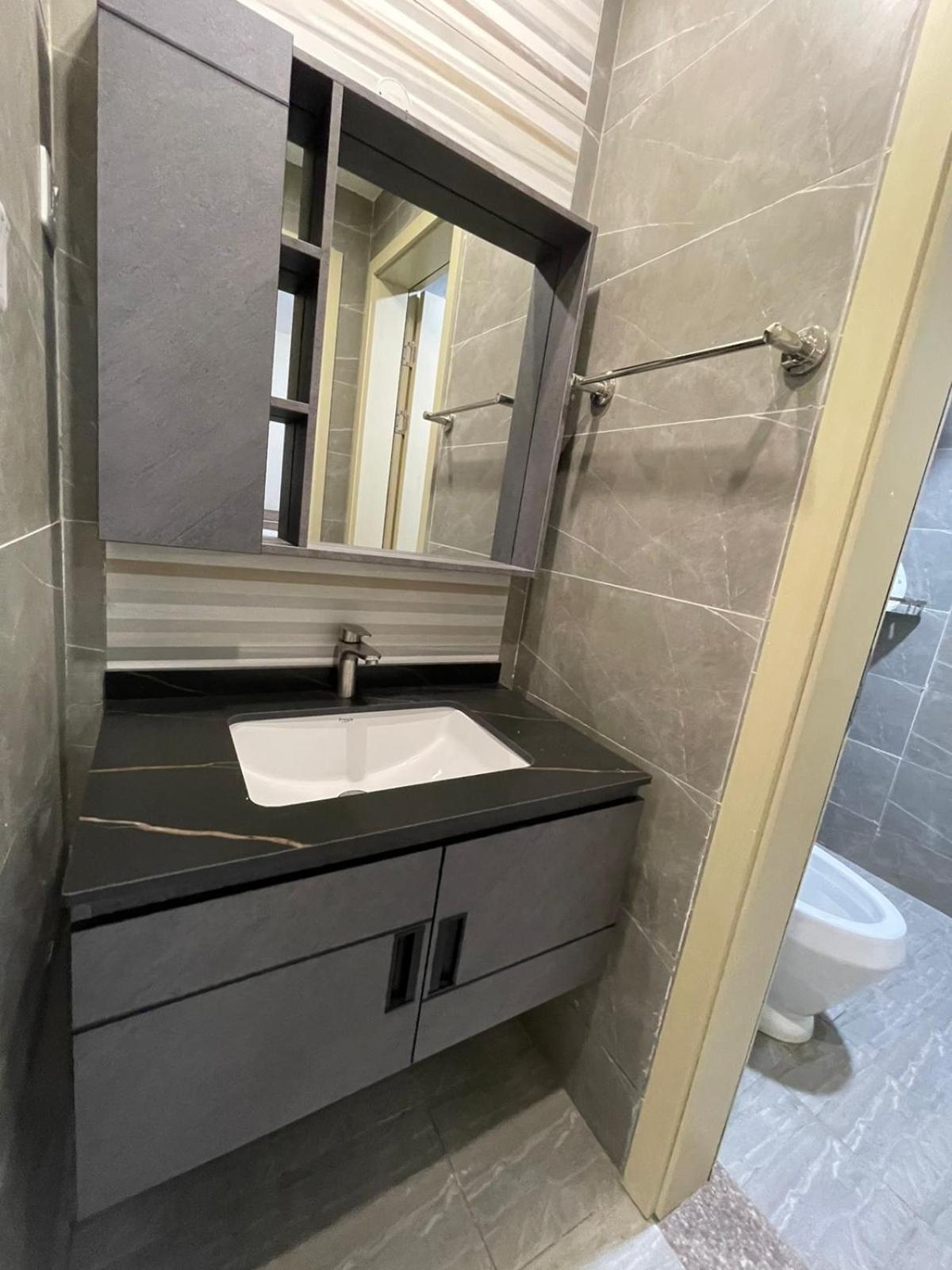 Lux Suites Siaya Park Apartments photo 3