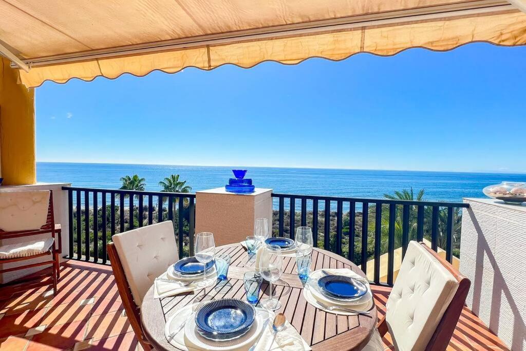 Marbella Vacations - OleHolidays 844 Romana Playa vistas al mar - Property Image 1