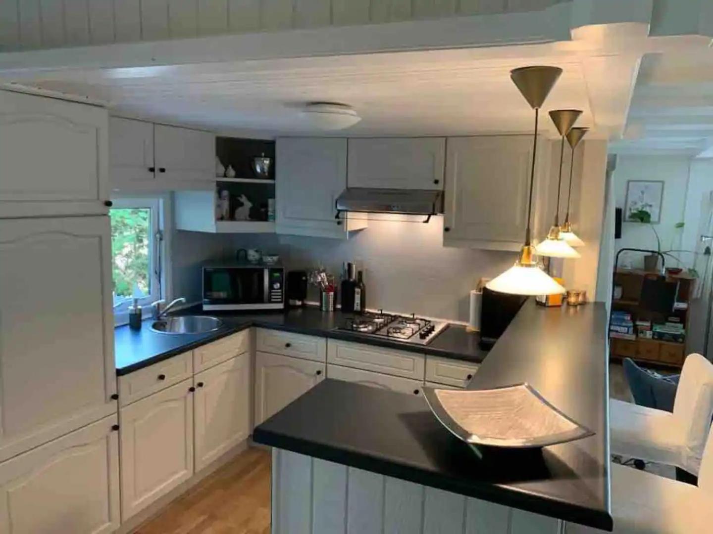 Private Big Garden double Chalet with Outside HOTTUB and BARRELSAUNA, Woodside, Nature view 3