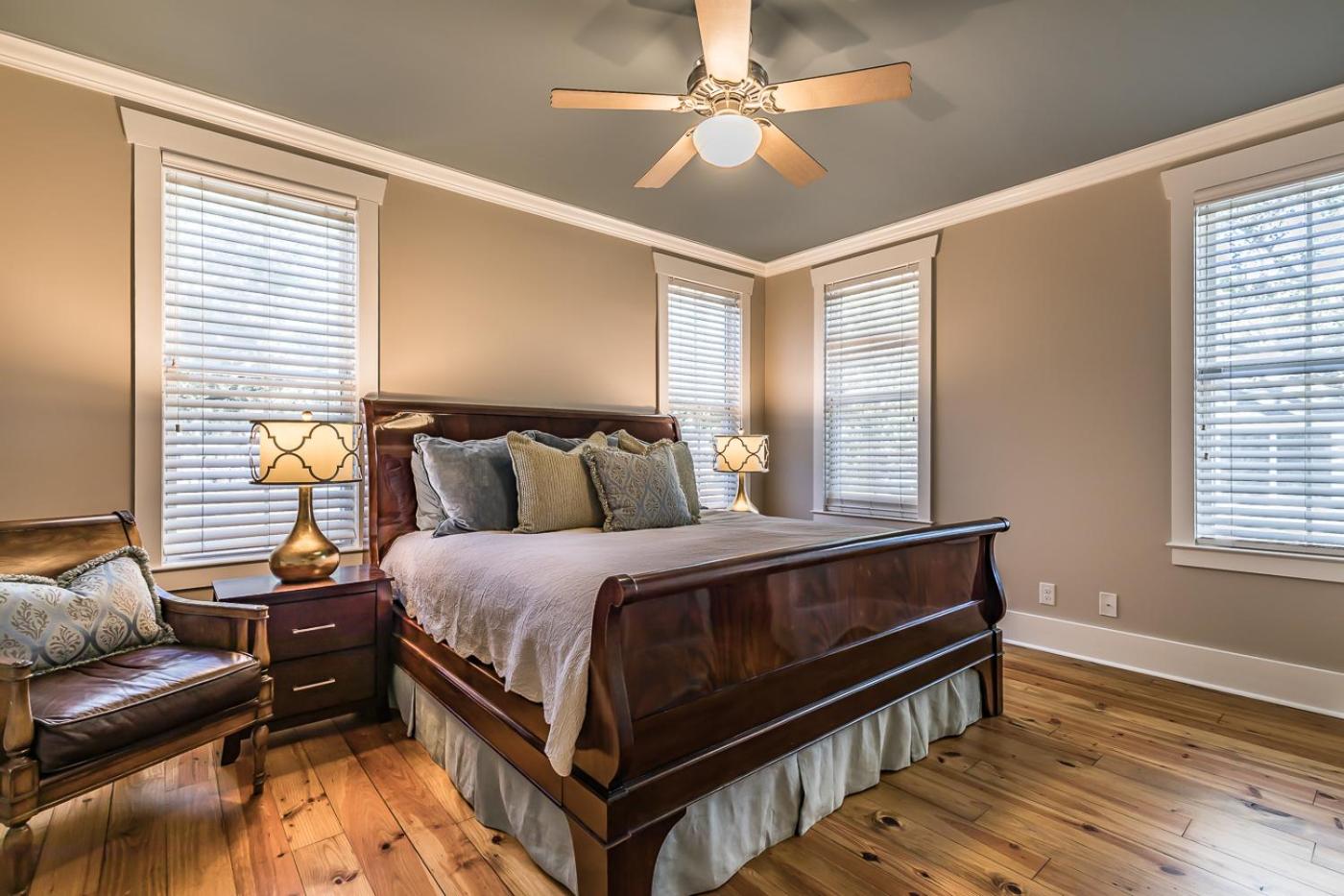 New Listing - Centrally located Beaufort home