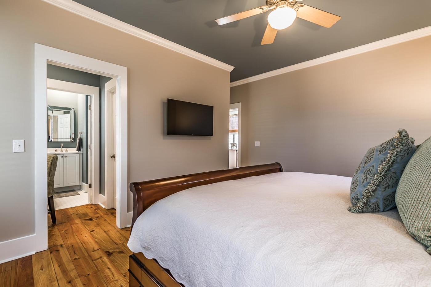 New Listing - Centrally located Beaufort home