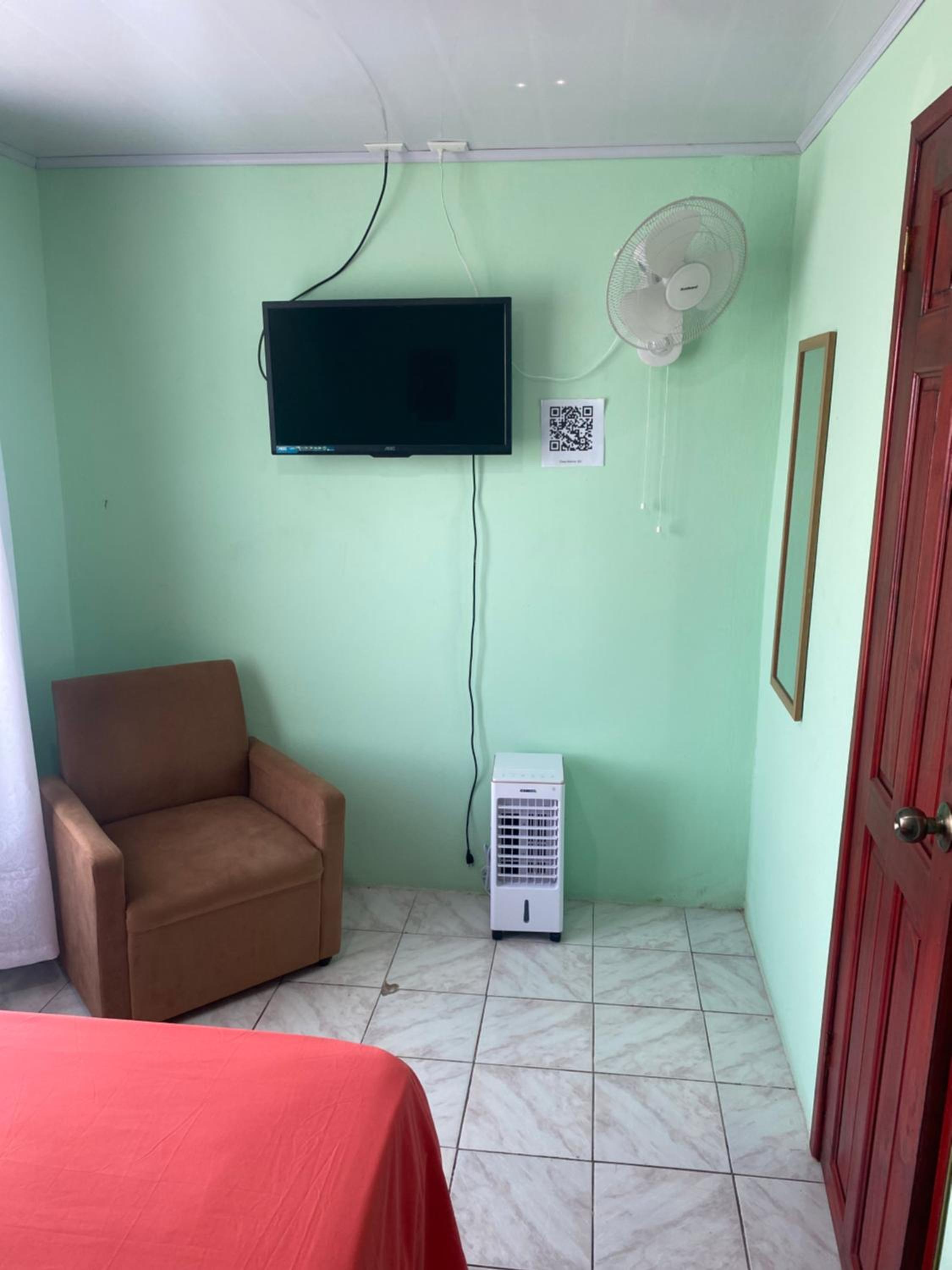 HOSTEL CASA MARINA