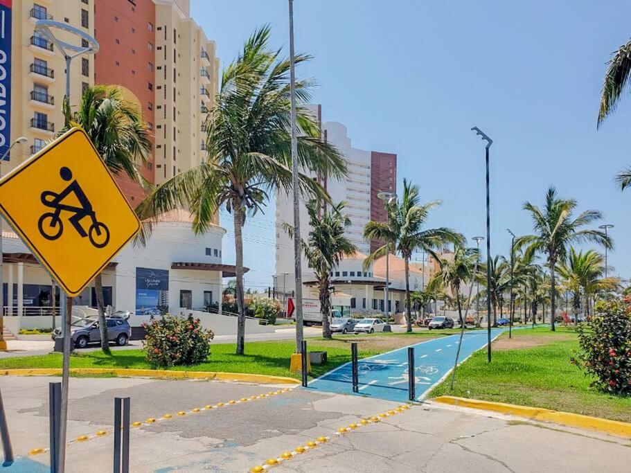 Lindo Condo a 1 cuadra de la playa