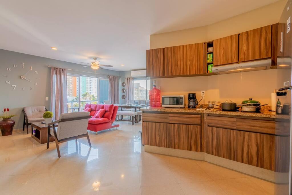 Lindo Condo a 1 cuadra de la playa