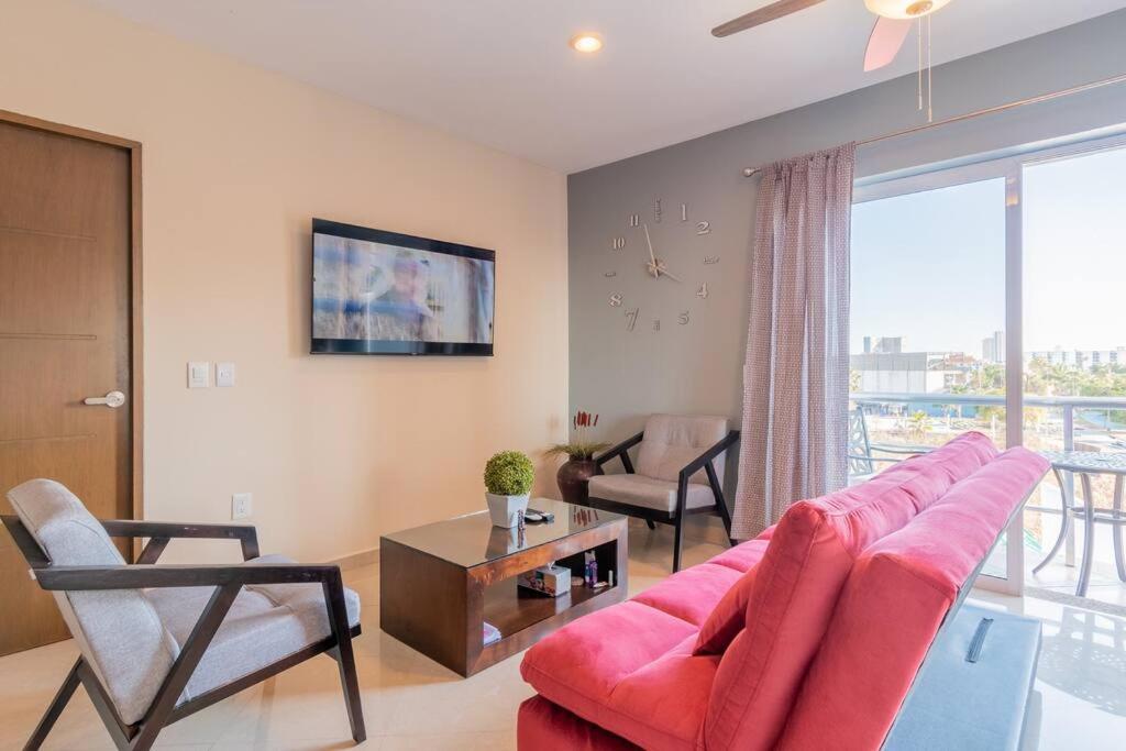 Lindo Condo a 1 cuadra de la playa