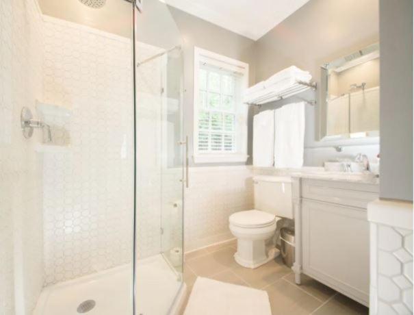 Stylish Downtown Cottage - Prime Historic Location view 4