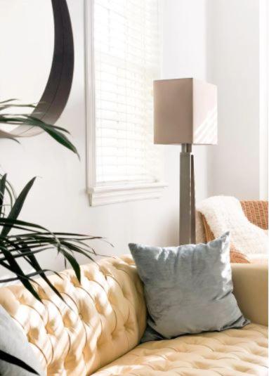 Stylish Downtown Cottage - Prime Historic Location view 5