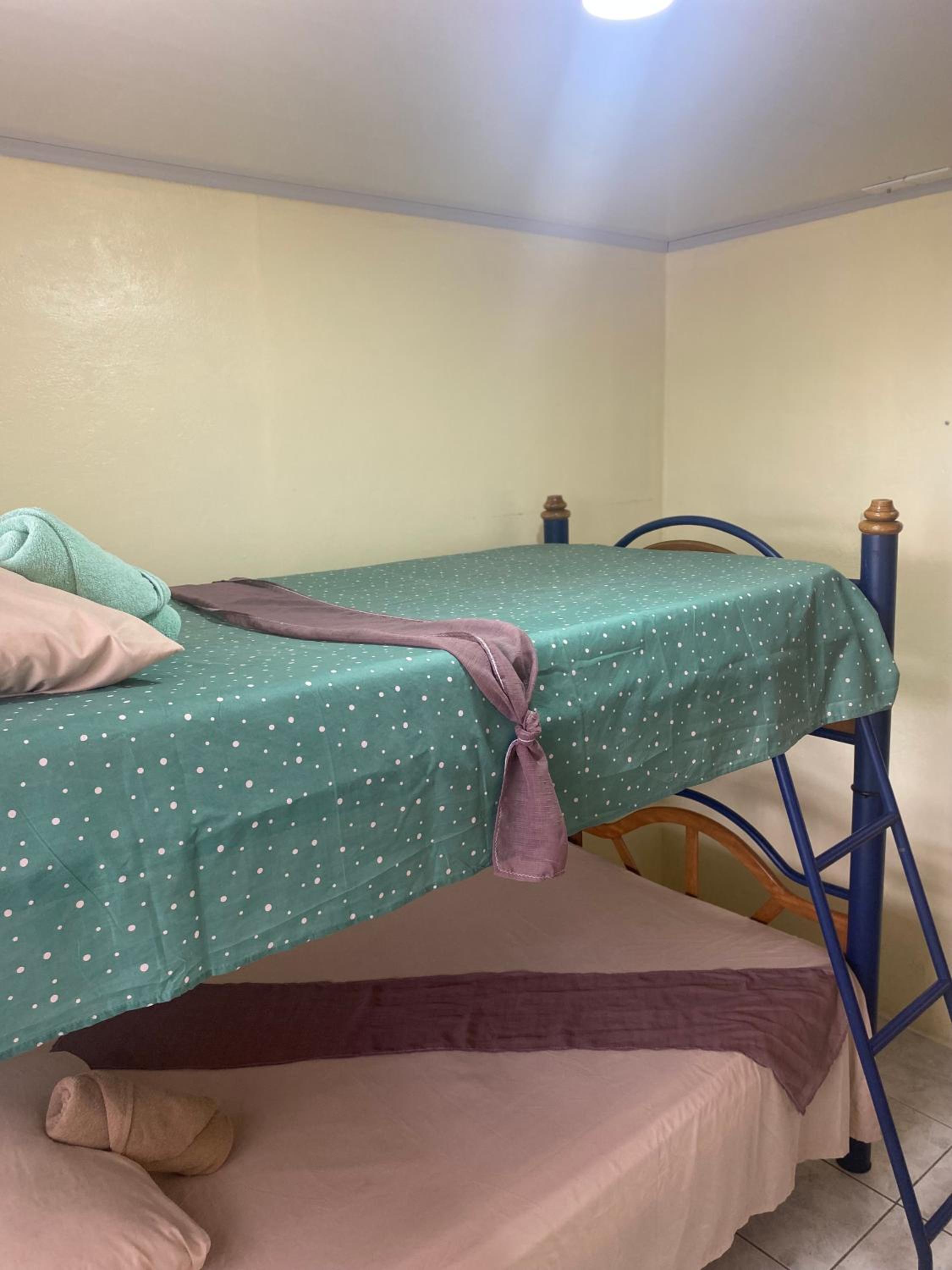 HOSTEL CASA MARINA