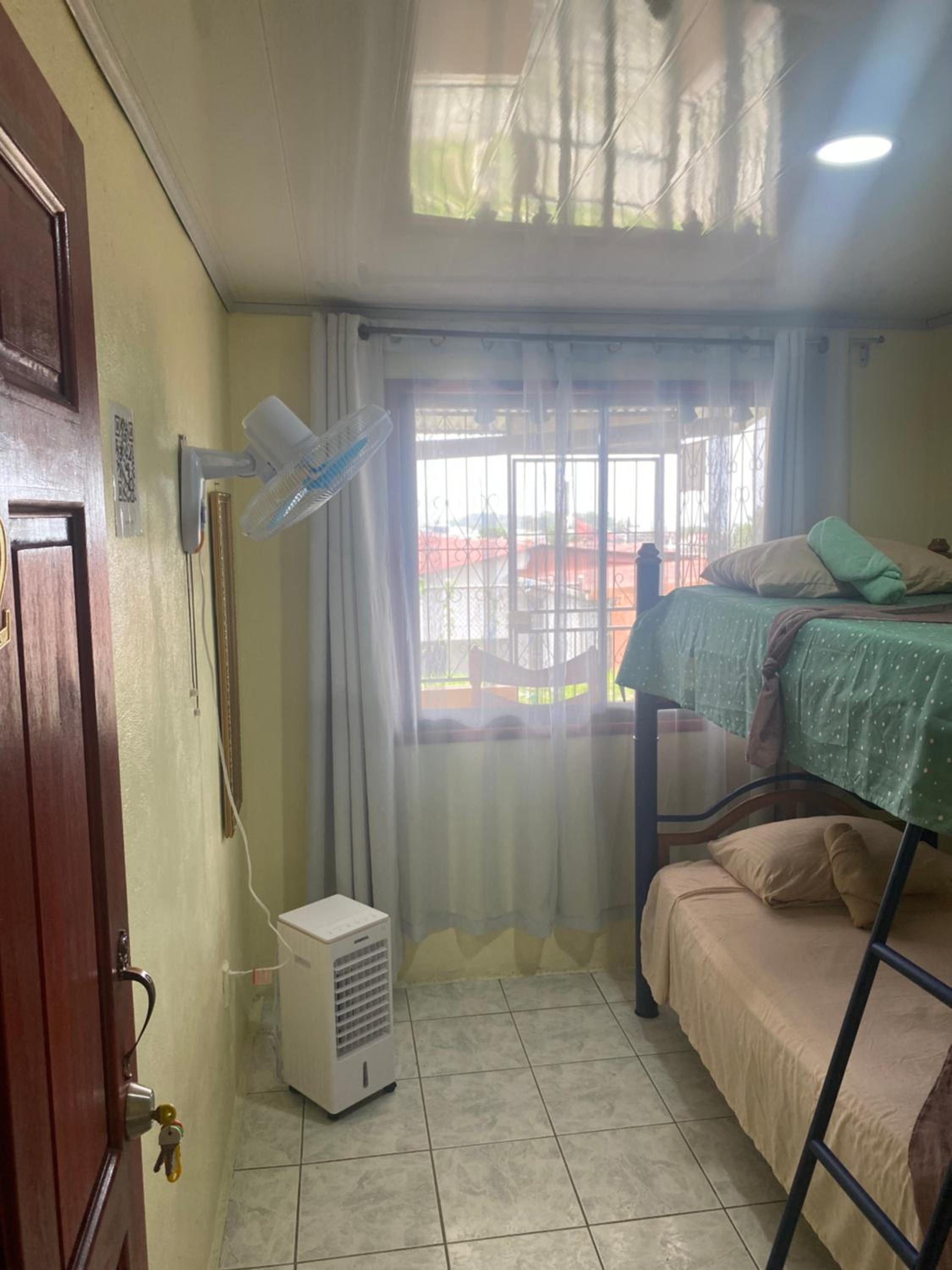 HOSTEL CASA MARINA