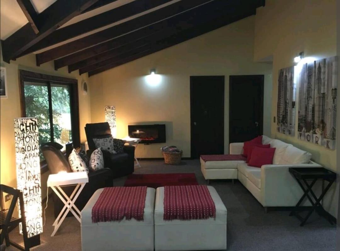 Hostal y cabañas puerto pucon