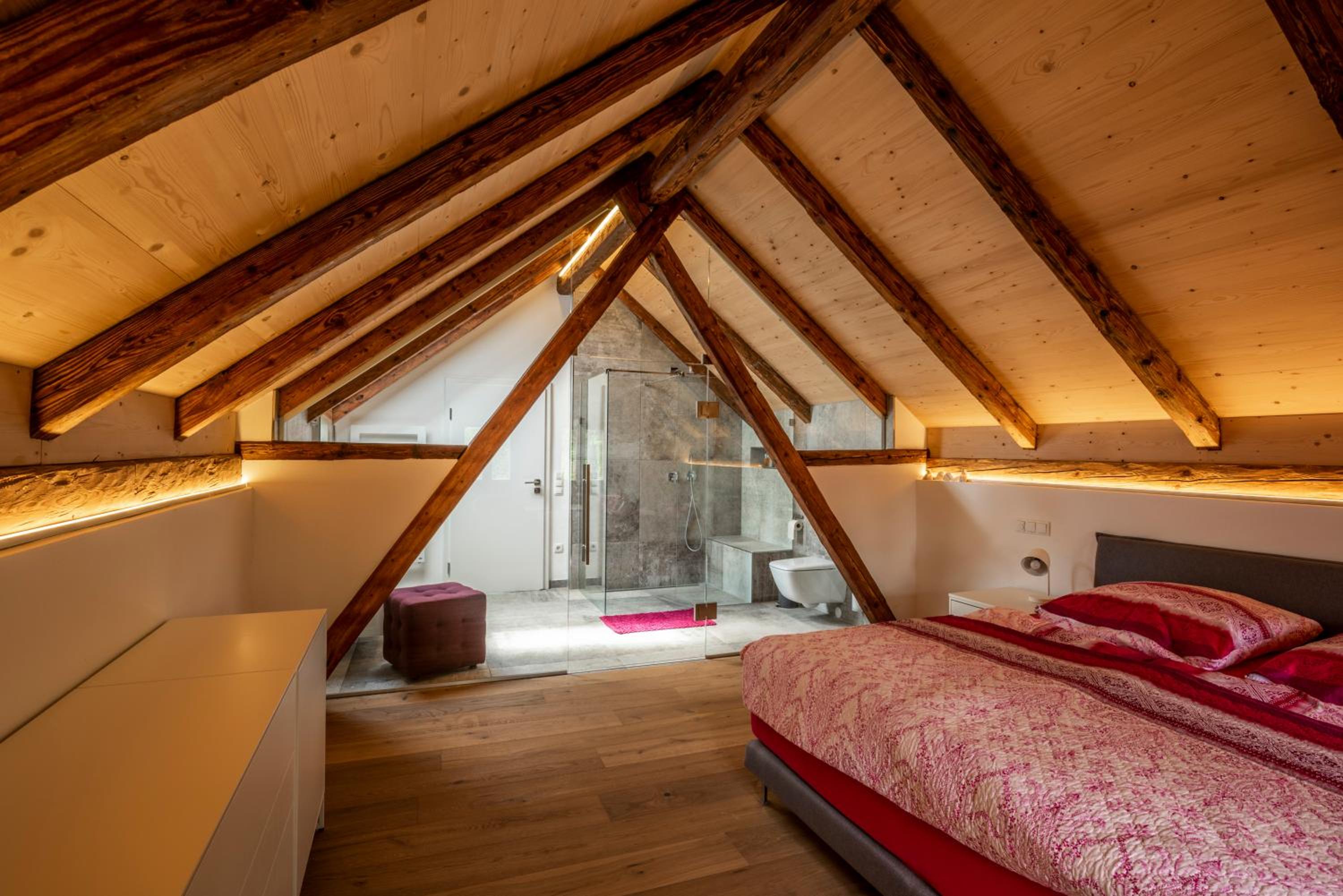 Premium Ferienhaus für 4 Personen mit großem Garten view 3