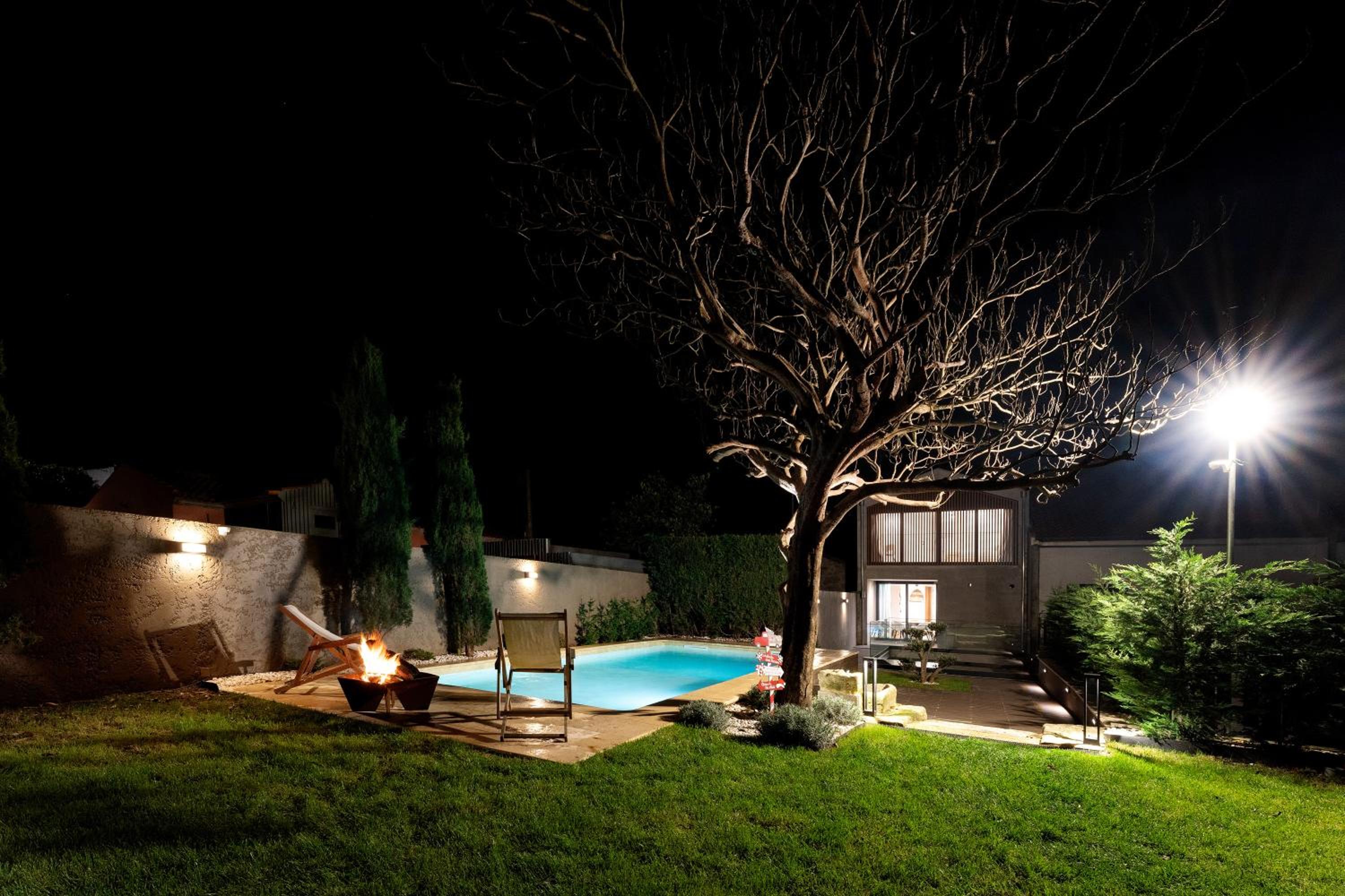 Photo 10