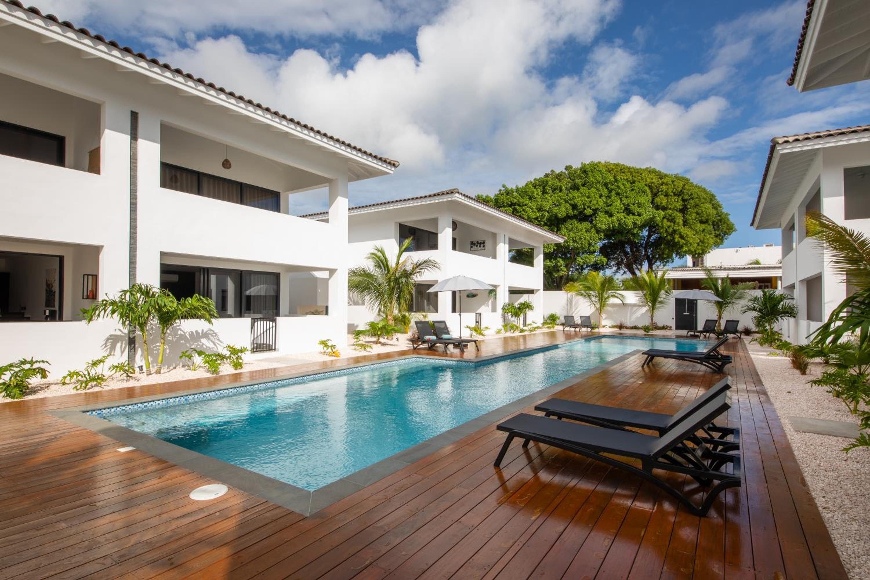 Oasis luxury apartment in Jan Thiel - close to the beach