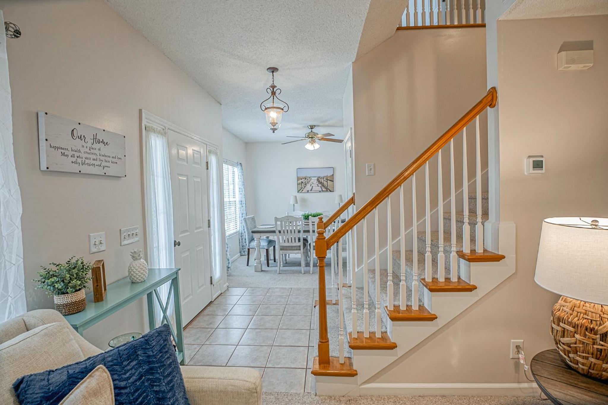 Three Bedrooms - Golf Cart and Amenity Cards Available