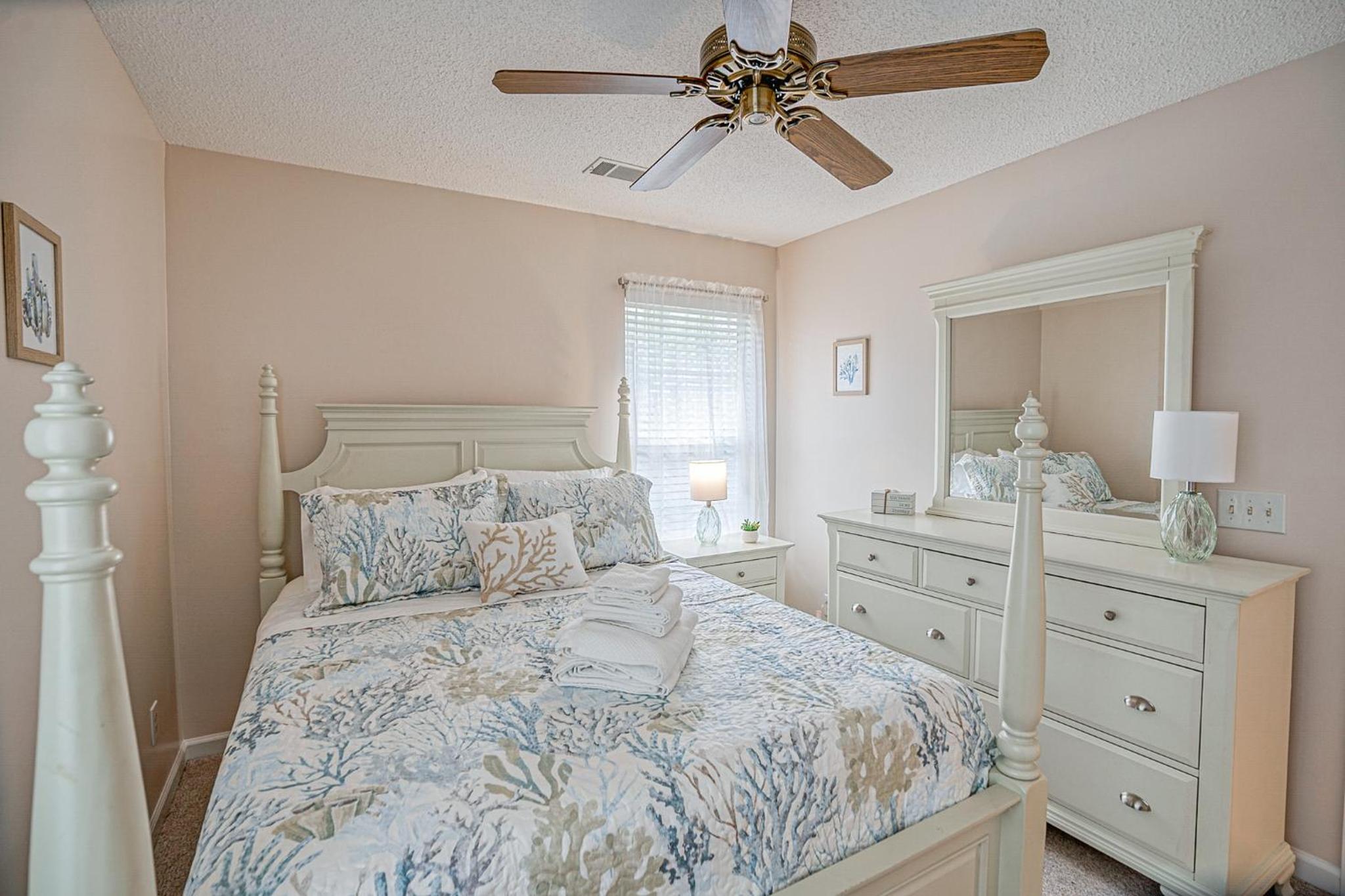 Three Bedrooms - Golf Cart and Amenity Cards Available