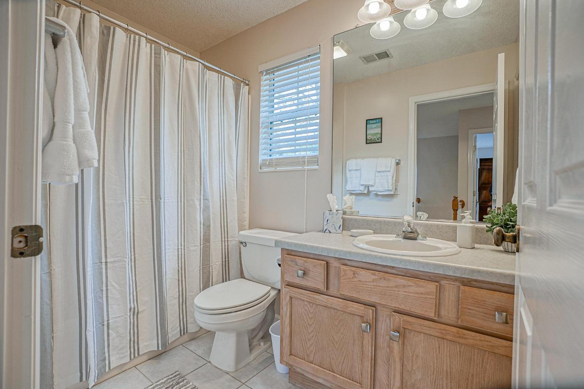 Three Bedrooms - Golf Cart and Amenity Cards Available